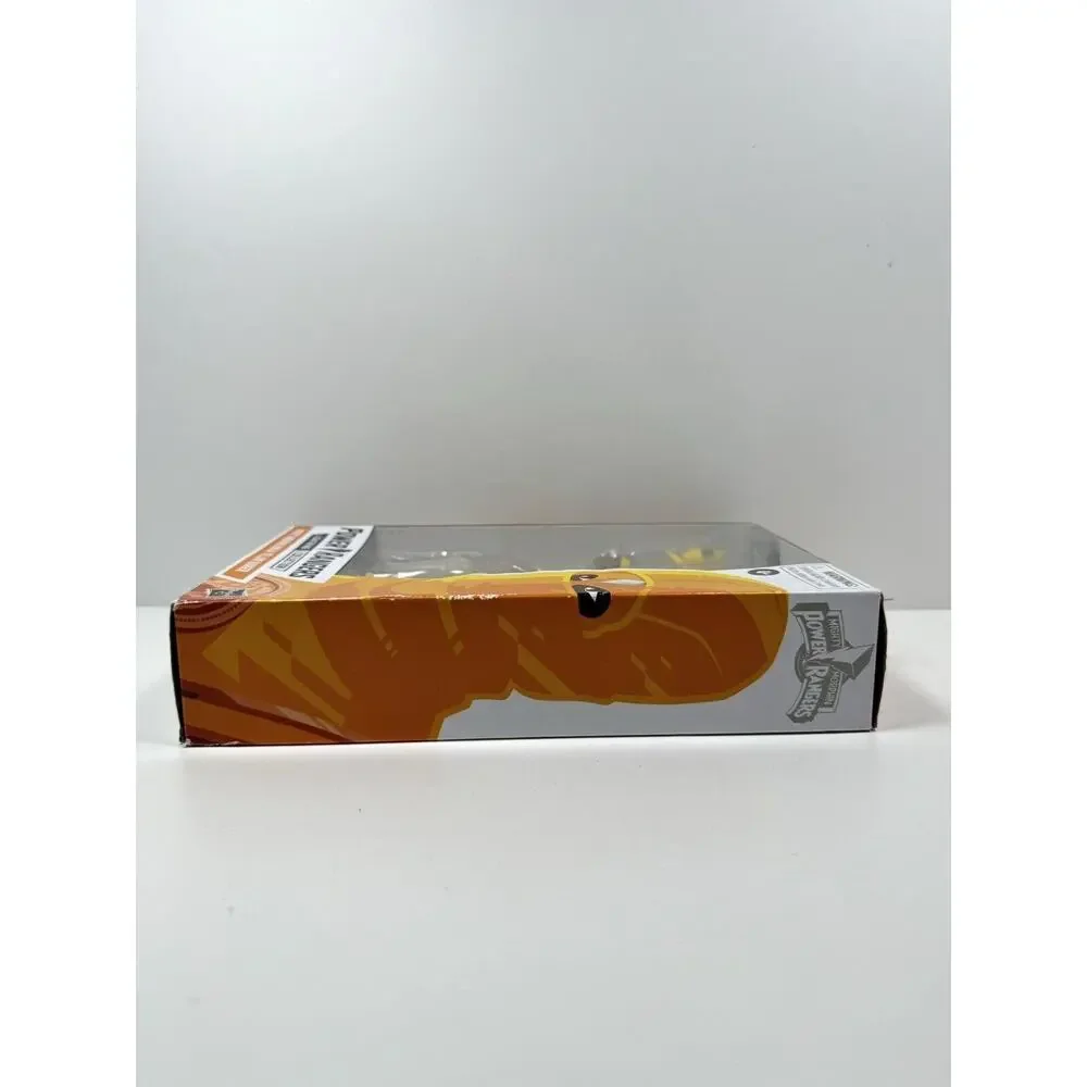 Hasbro Power Rangers Yellow Ranger Lighting Collection - Picture 11 of 12